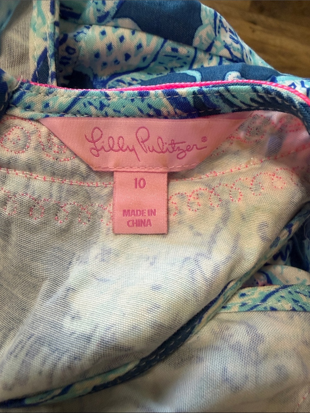 Lilly Pulitzer Carlotta Shift
Dress - Picture 7 of 8